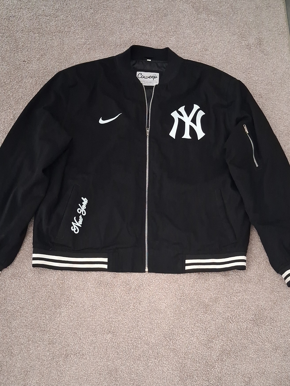 New York Coweep Oversized Black-White New York Yankees Bomber Baseball Jacket.